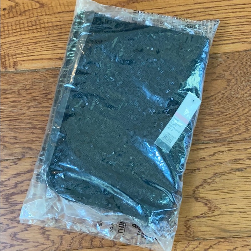 The Limited Sequin Pencil skirt size 2 - Picture 2 of 3